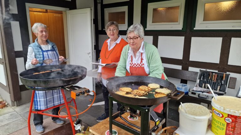 Pickertessen im Heimathaus